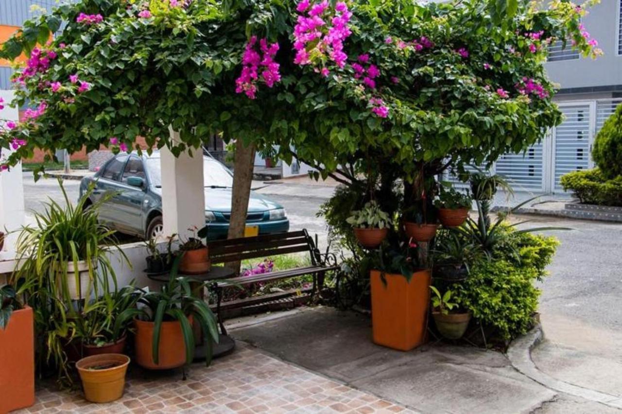 Hotel Hospedaje Caney "Descanso & Tradicion" Ayenda 1422 卡利 外观 照片